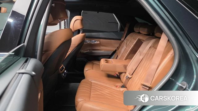 Genesis GV70 2021 Зеленый из Кореи, фото 3