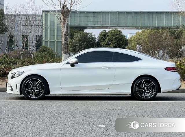 Mercedes-Benz C-class 2021 Белый из Китая, фото 3