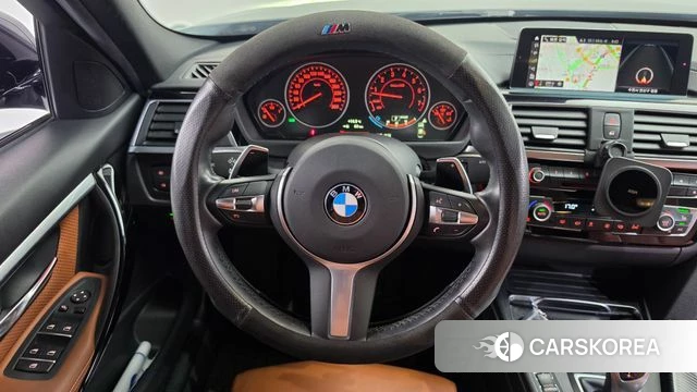BMW 3 Series (F30) 2018 Черный из Кореи, фото 3