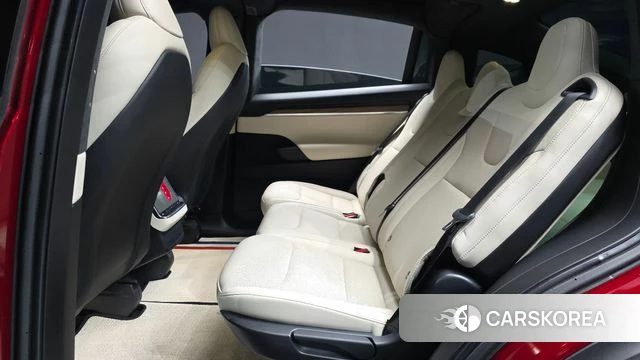 Tesla Model X 2024 Красный из Кореи, фото 3