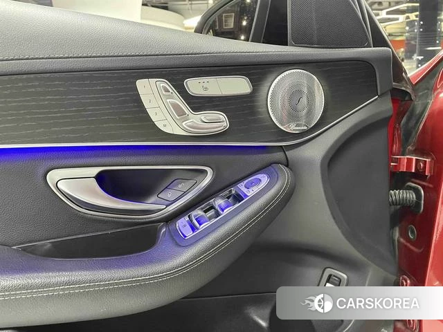 Mercedes-Benz C-class 2021 Красный из Китая, фото 3