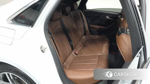 Audi A4 (B9) 2019 Белый из Кореи, фото 3