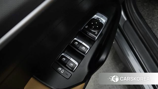 Kia K5 3rd generation 2023 Серый из Кореи, фото 3