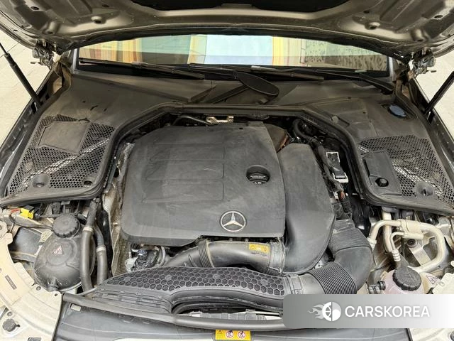 Mercedes-Benz C-class 2021 Серебристо-серый из Китая, фото 3