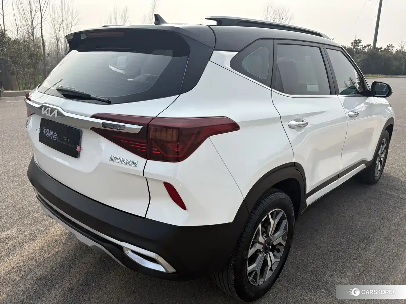 Kia KX3 2022 Белый из Китая, фото 3
