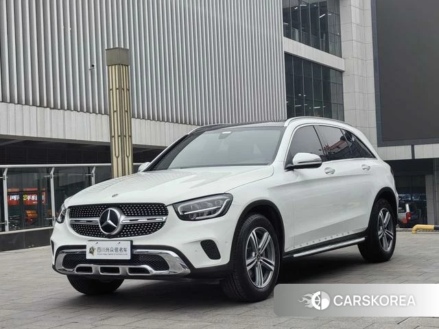 Mercedes-Benz GLC 2021 Белый из Китая, фото 3