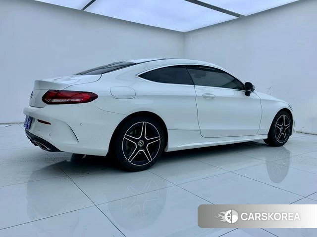 Mercedes-Benz C-class 2021 Белый из Китая, фото 3