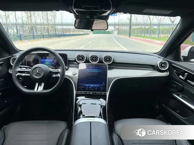 Mercedes-Benz C-class 2024 Белый из Китая, фото 3