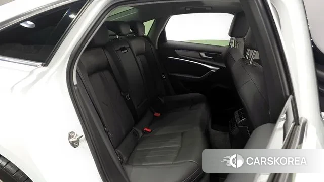 Audi A6 (C8) 2021 Белый из Кореи, фото 3