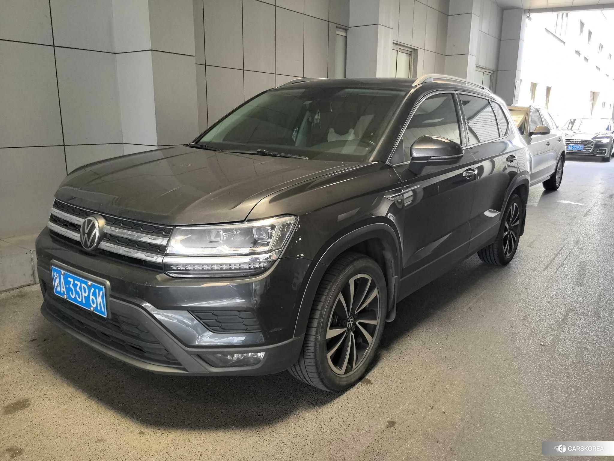 Volkswagen Tharu 2020 Темно-серый из Китая, фото 3