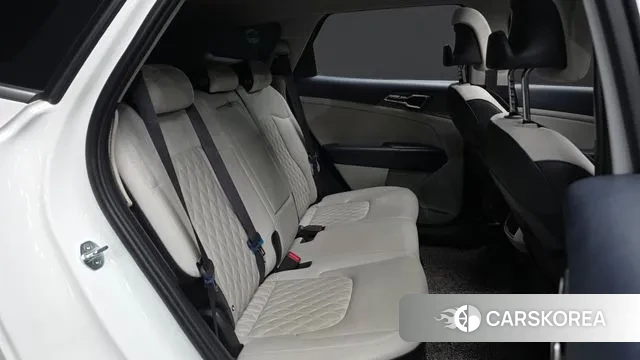 Kia Sportage 5th Generation 2022 Белый из Кореи, фото 3