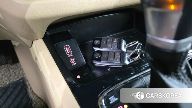 Kia The New Carnival 2019 Черный из Кореи, фото 3