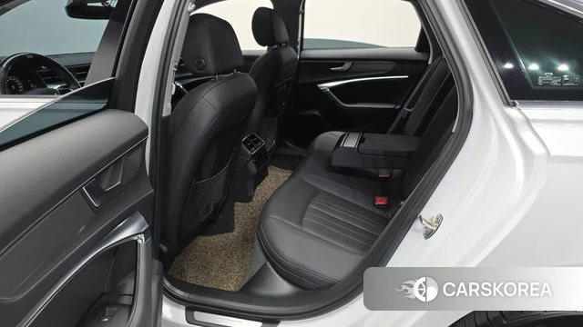 Audi A6 (C8) 2021 Белый из Кореи, фото 3