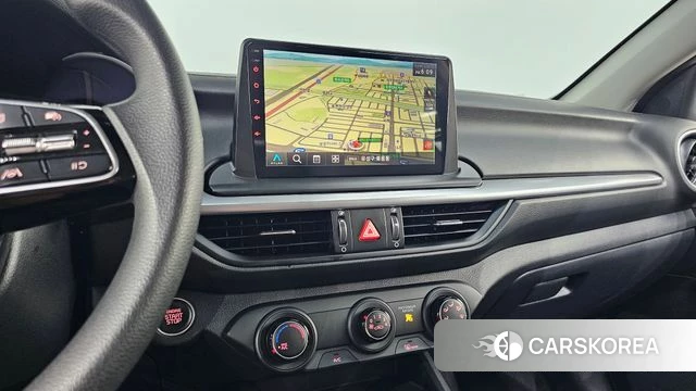Kia The New K3 2nd generation 2022 Белый из Кореи, фото 3