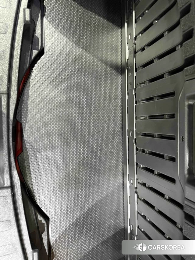Nissan X-Trail 2023 Черный из Китая, фото 3