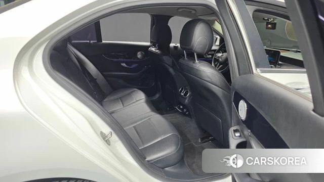 Mercedes-Benz C-Class W205 2019 Белый из Кореи, фото 3