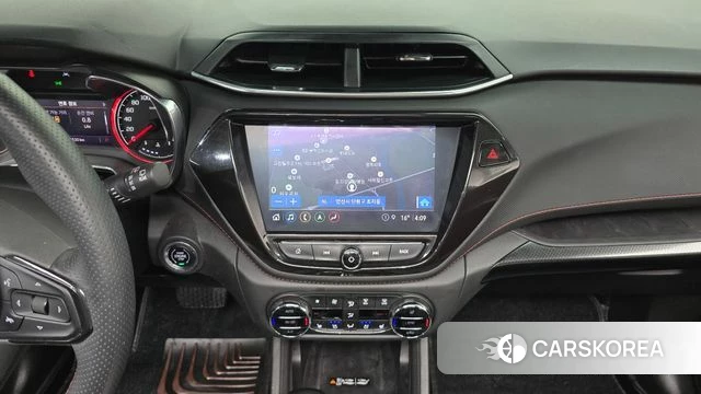 Chevrolet (GM Daewoo) Trailblazer 2022 Белый из Кореи, фото 3