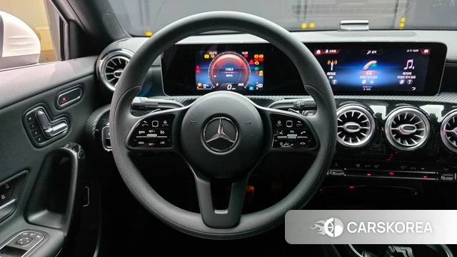 Mercedes-Benz A-Class W177 2020 Белый из Кореи, фото 3