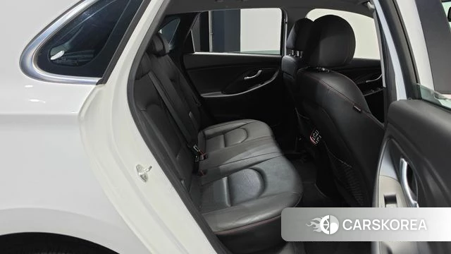Hyundai i30 (PD) 2018 Белый из Кореи, фото 3