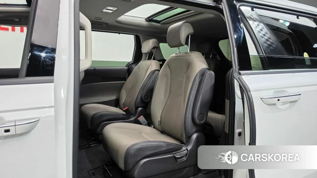 Kia The New Carnival 4th Generation 2025 Белый из Кореи, фото 3