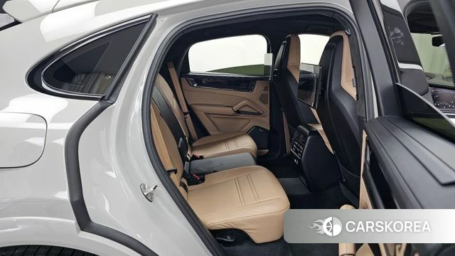 Porsche Cayenne (PO536) 2025 Серебряный из Кореи, фото 4