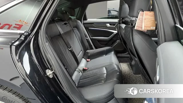 Audi A6 (C8) 2021 Черный из Кореи, фото 3