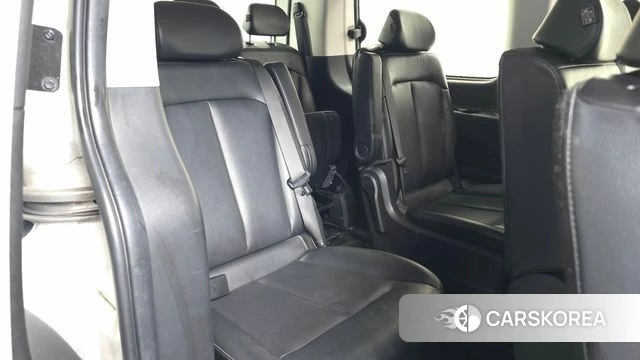 Hyundai Staria 2022 Белый из Кореи, фото 3
