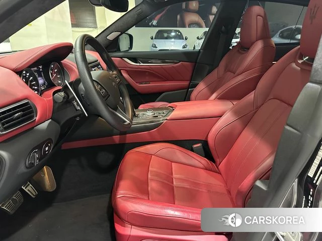 Maserati Levante 2023 Серый из Кореи, фото 3