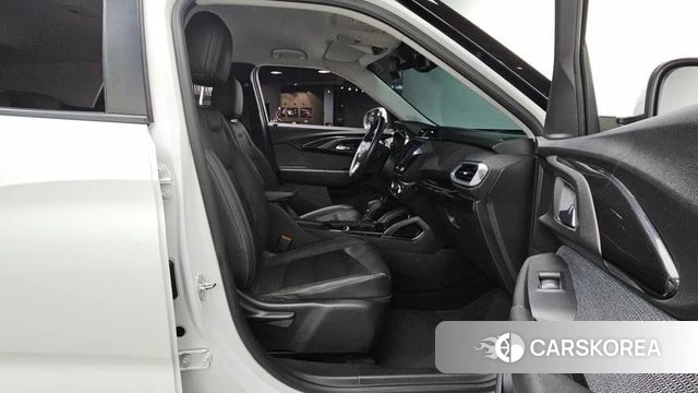 Chevrolet (GM Daewoo) Trailblazer 2021 Белый из Кореи, фото 4