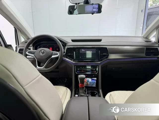Volkswagen Viloran 2021 Шампань из Китая, фото 3