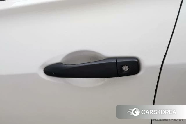 Nissan Kicks 2021 Белый из Китая, фото 3
