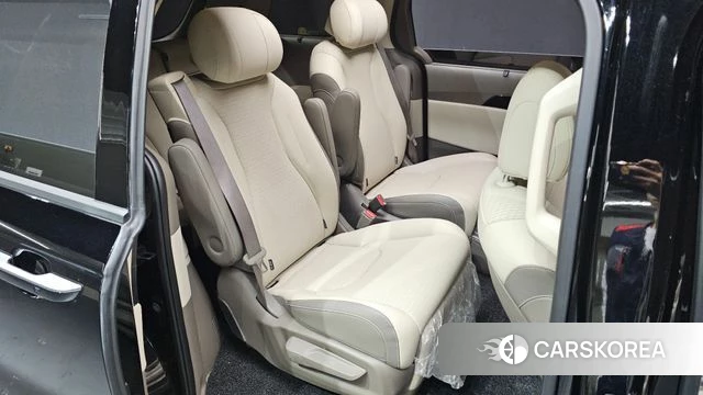 Kia The New Carnival 4th Generation 2025 Черный из Кореи, фото 3