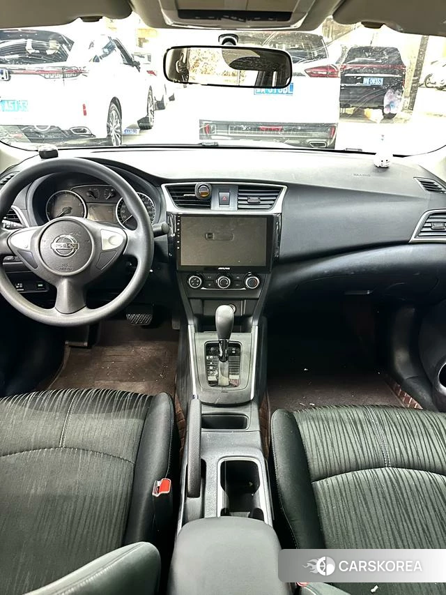 Nissan Sylphy 2025 Белый из Китая, фото 3