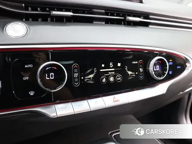 Genesis GV70 2021 Черный из Кореи, фото 3