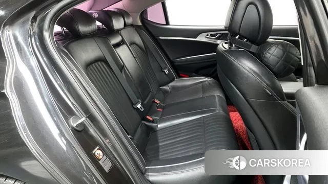Genesis G70 2018 Черный из Кореи, фото 3