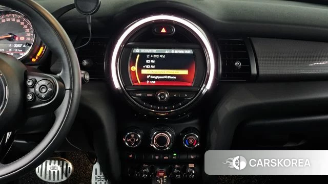 Mini Cooper 2018 Жемчужный цвет из Кореи, фото 3