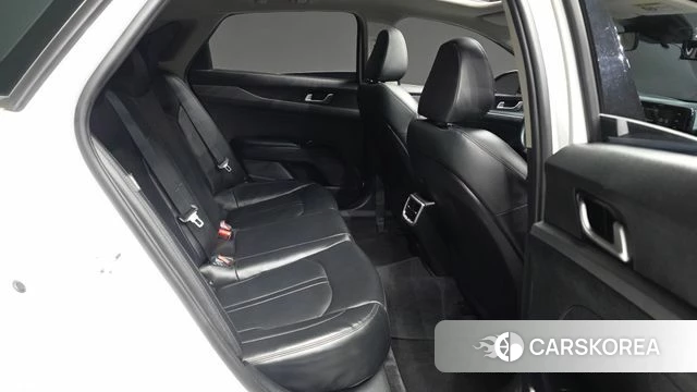 Kia K5 3rd generation 2021 Белый из Кореи, фото 3