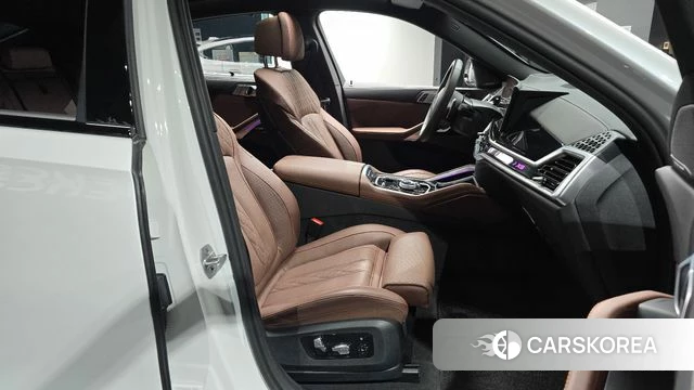 BMW X6 (G06) 2025 Белый из Кореи, фото 3