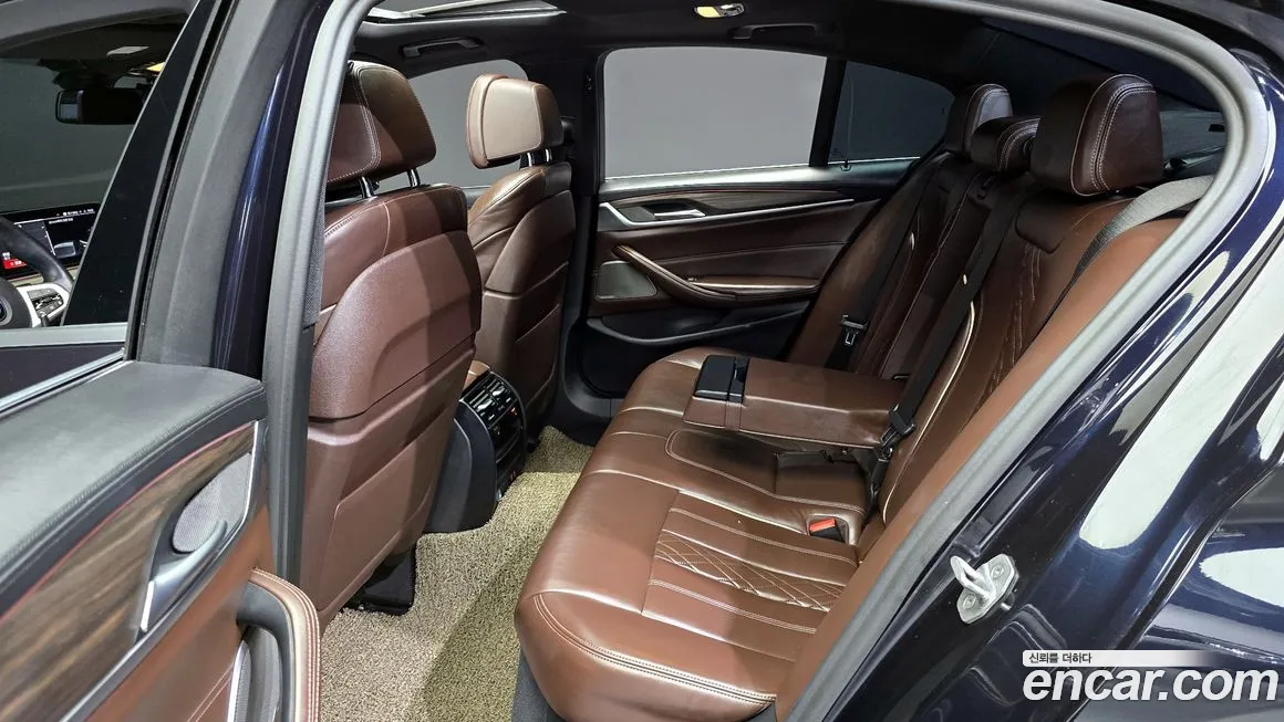 BMW 5 Series (G30) 2020 Черный из Кореи, фото 3