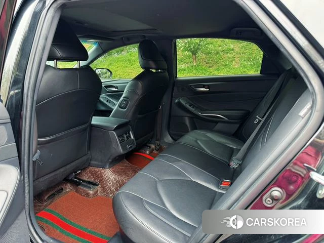 Toyota Avalon 2022 Черный из Китая, фото 3