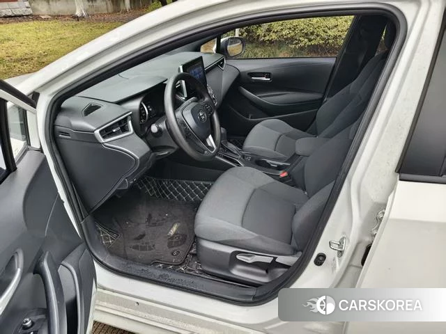 Toyota Levin 2024 Белый из Китая, фото 3