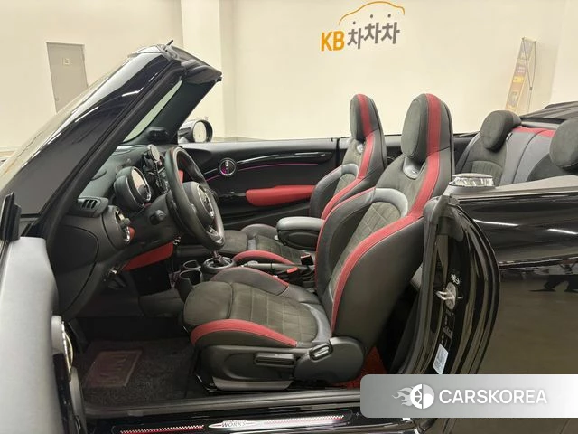 Mini Cooper S Convertible 2019 Черный из Кореи, фото 3
