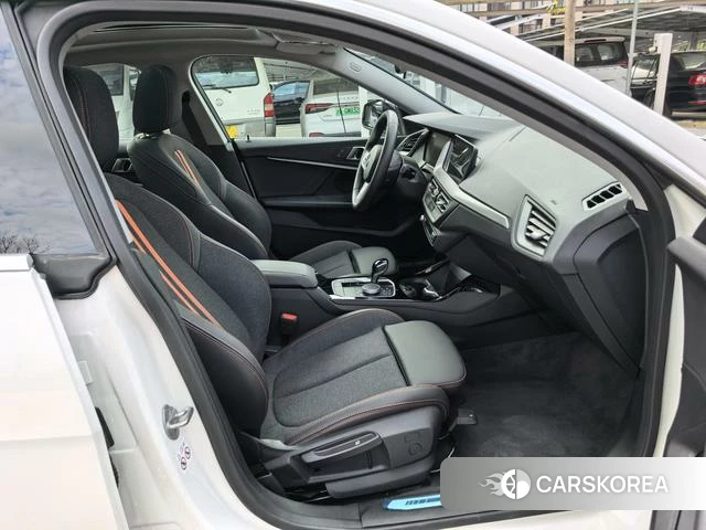 BMW 2 series 2025 Белый из Китая, фото 3
