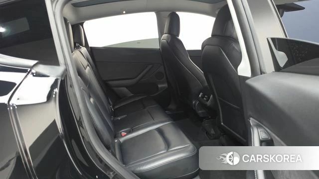 Tesla Model Y 2021 Черный из Кореи, фото 3