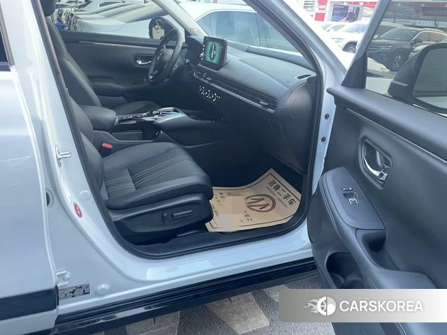 Honda HR-V 2023 Белый из Китая, фото 3