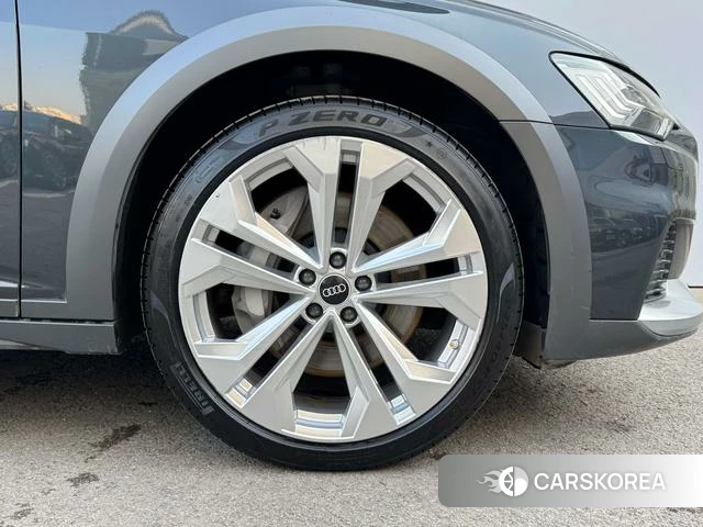 Audi A6 2022 Черный из Китая, фото 3