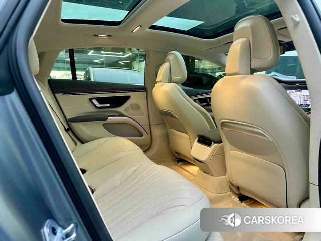Mercedes-Benz EQS 2022 Темно-серый из Китая, фото 3
