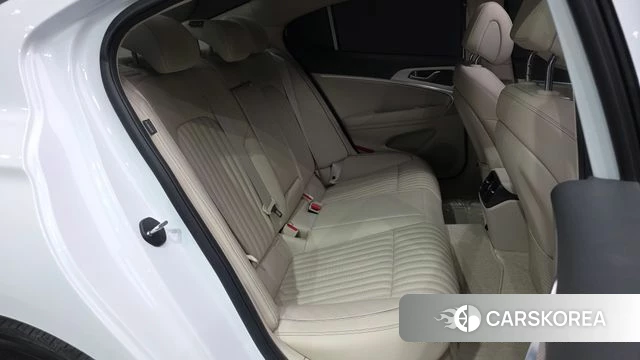 Genesis The New G70 2021 Белый из Кореи, фото 3