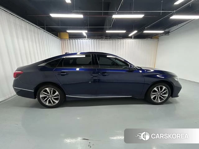 Honda Inspire 2021 Синий из Китая, фото 3