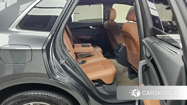 Audi Q5 (FY) 2022 Серый из Кореи, фото 3